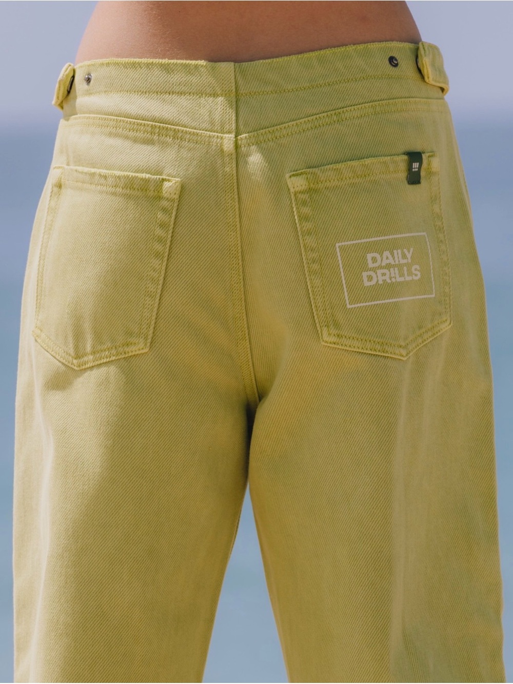 Daily Drills Denim Citron Jeans NWT - Picture 3 of 4